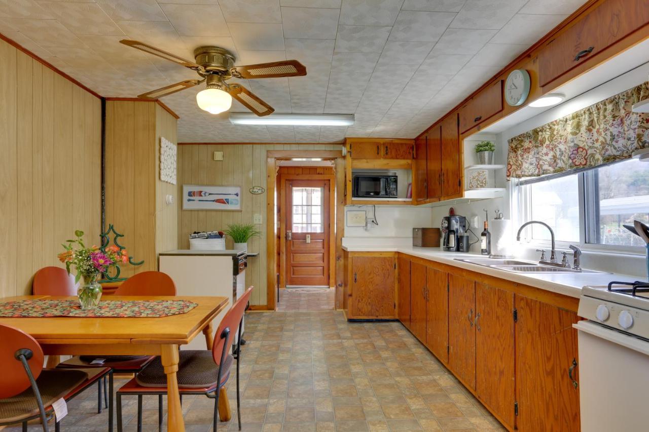 Scenic On The Delaware River, Pet-friendly! Holiday home Starlight